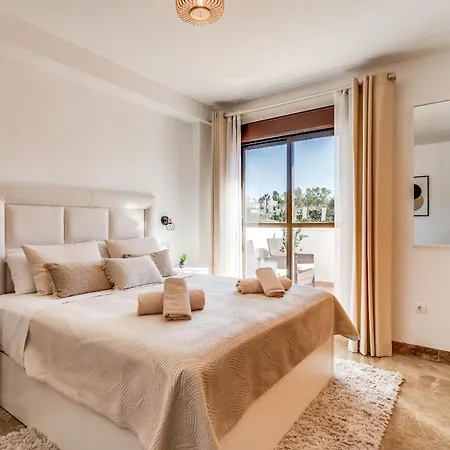 Apartment Prachtig Met Uitzicht Op Het Zwembad Estepona